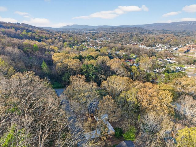 405 Dempsey Lane, Rossville, GA 30741