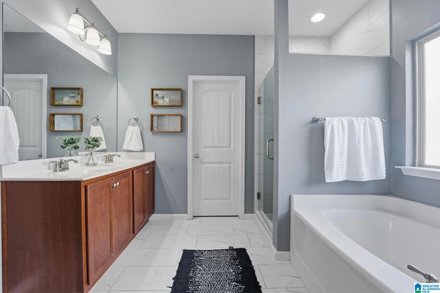 121 ROSEGATE DRIVE, Calera, AL 35040