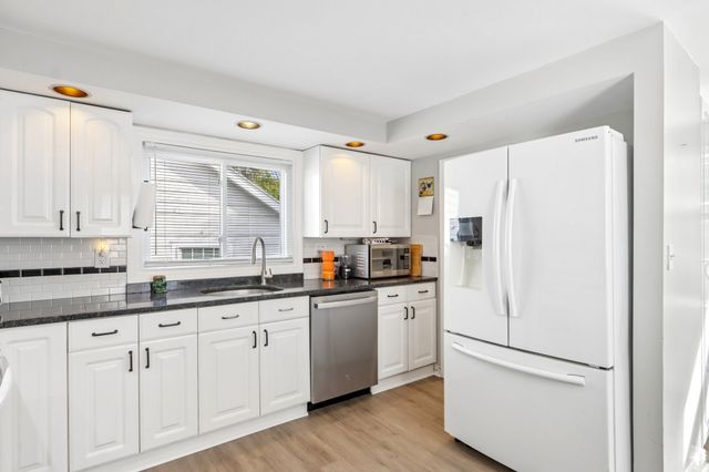 19 Brooks Park, Medford, MA 02155