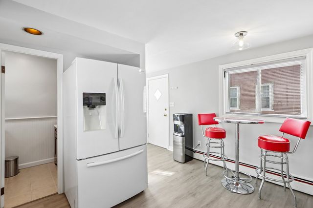 19 Brooks Park, Medford, MA 02155
