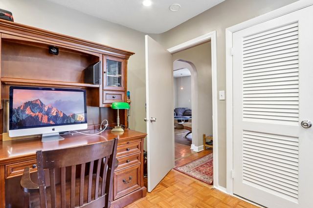 19 Brooks Park, Medford, MA 02155