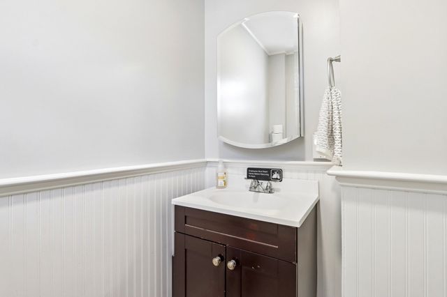 19 Brooks Park, Medford, MA 02155