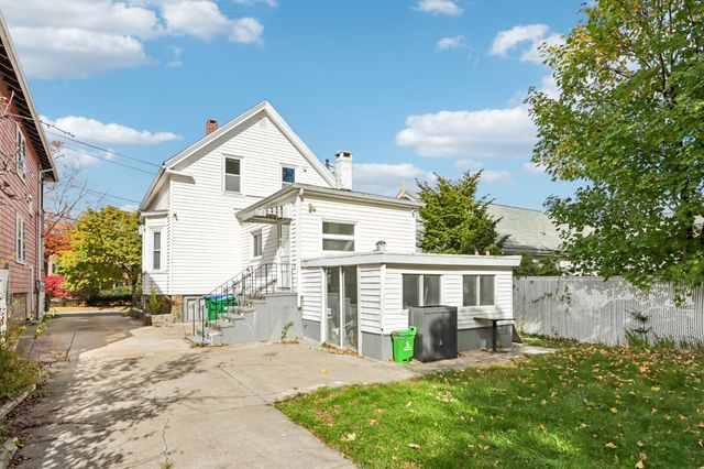 19 Brooks Park, Medford, MA 02155