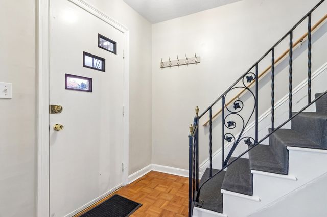 19 Brooks Park, Medford, MA 02155