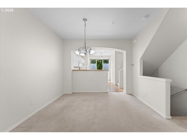 13700 Sw SCHOLLS FERRY Rd 103, Beaverton, OR 97007