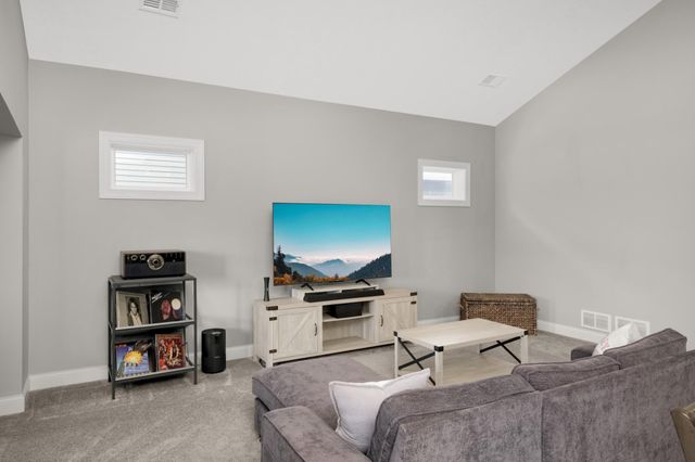 2159 Butternut Street, Lino Lakes, MN 55038