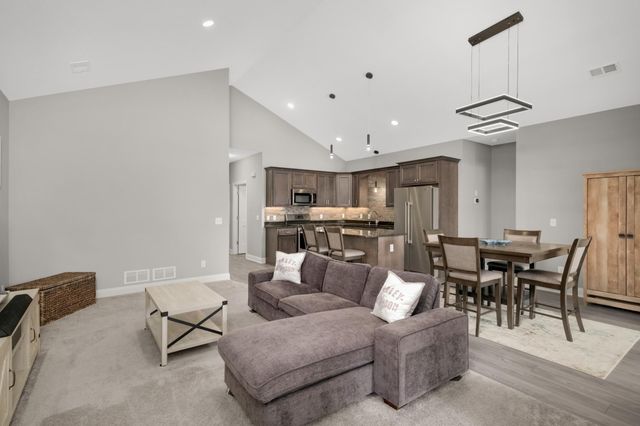 2159 Butternut Street, Lino Lakes, MN 55038