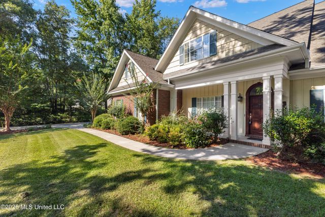92 Highpointe Drive, Hattiesburg, MS 39402