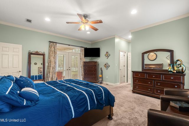 92 Highpointe Drive, Hattiesburg, MS 39402
