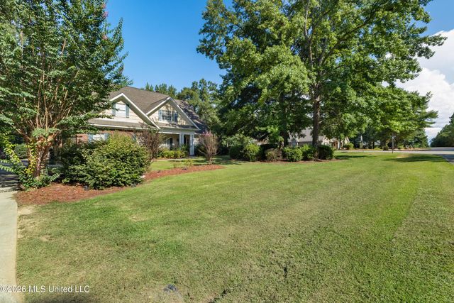 92 Highpointe Drive, Hattiesburg, MS 39402