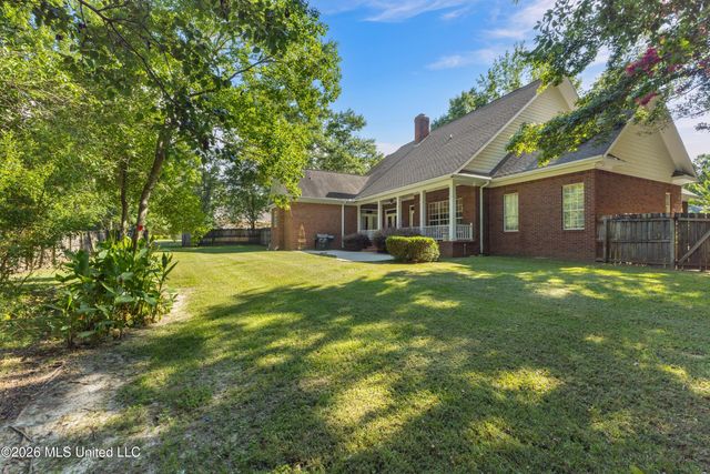 92 Highpointe Drive, Hattiesburg, MS 39402
