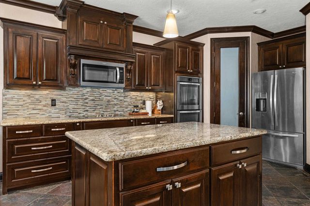 140 Winky Ln., Diana, TX 75640