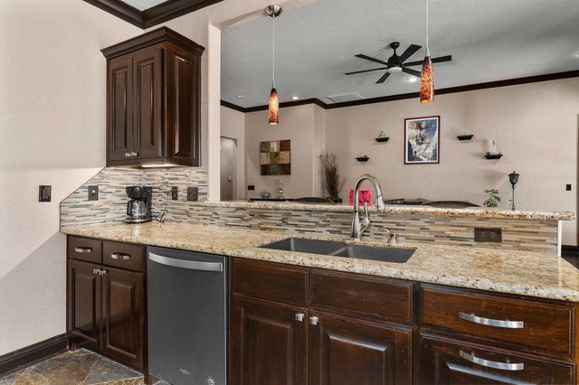 140 Winky Ln., Diana, TX 75640