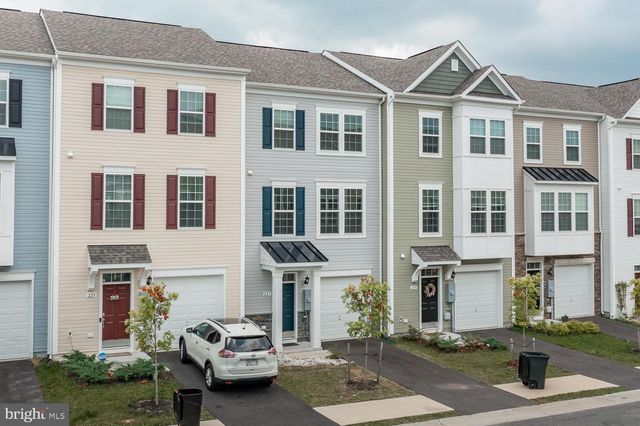 227 SCHRAMM LOOP, Stephens City, VA 22655