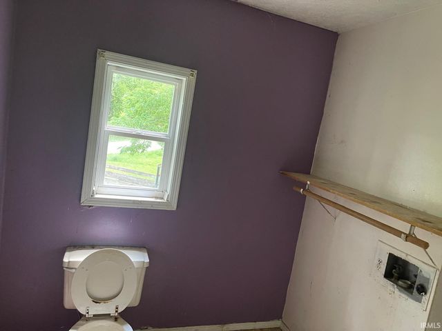 1107 10th Street, Bedford, IN 47421