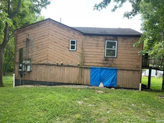 1107 10th Street, Bedford, IN 47421