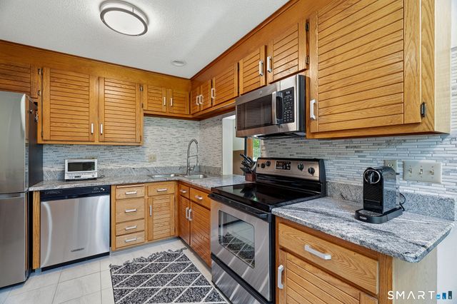 199 Westbrook Road, Essex, CT 06426