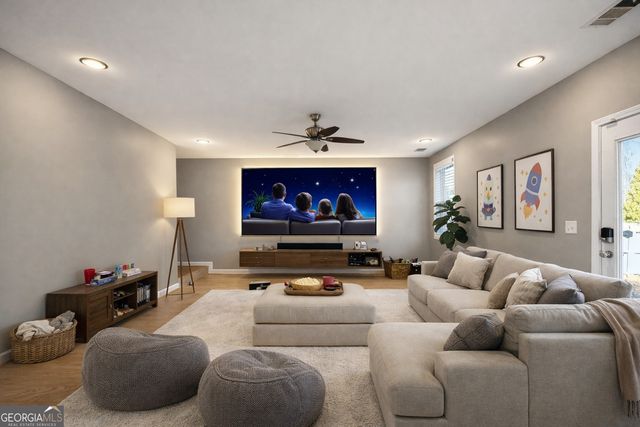 1532 Craftsman Road NW, Atlanta, GA 30318