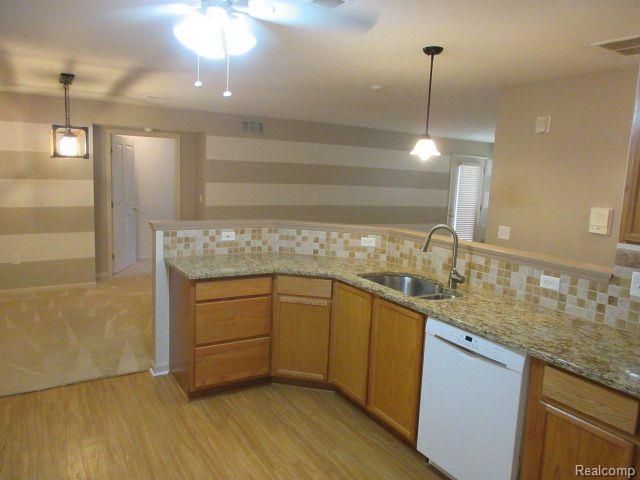 4192 Berkeley Avenue, Canton, MI 48188