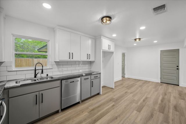 342 VZ County Road 2101, Canton, TX 75103