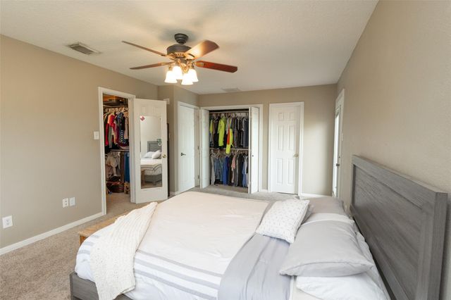 827 Cedar Road, Clear Lake Shores, TX 77565