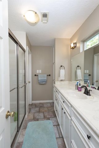 827 Cedar Road, Clear Lake Shores, TX 77565