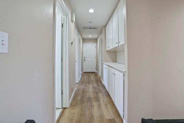 556 Blue Herron Ct, Valley Springs, CA 95252