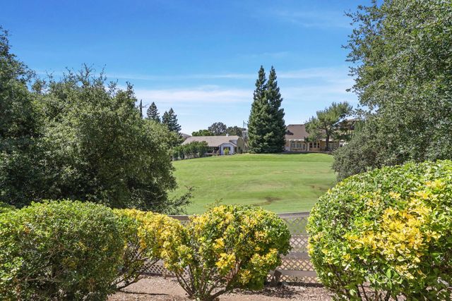 556 Blue Herron Ct, Valley Springs, CA 95252