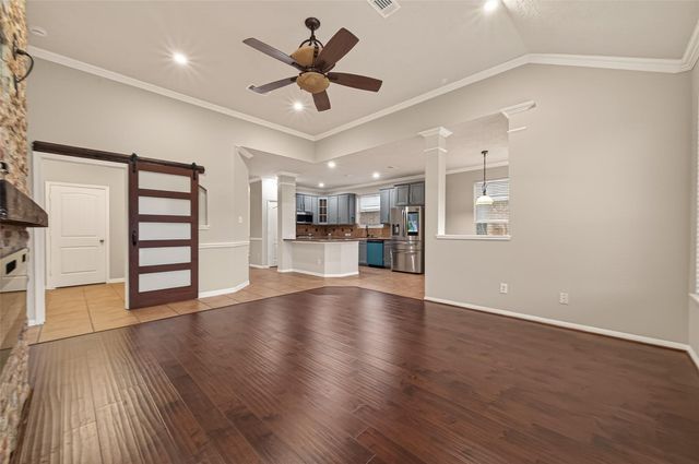 1822 Lansing Cove Drive, Fresno, TX 77545