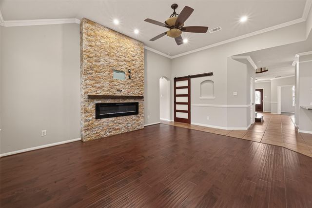 1822 Lansing Cove Drive, Fresno, TX 77545