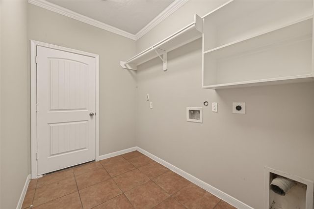 1822 Lansing Cove Drive, Fresno, TX 77545