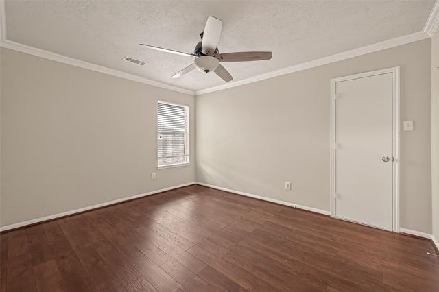 1822 Lansing Cove Drive, Fresno, TX 77545