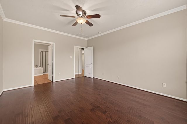 1822 Lansing Cove Drive, Fresno, TX 77545