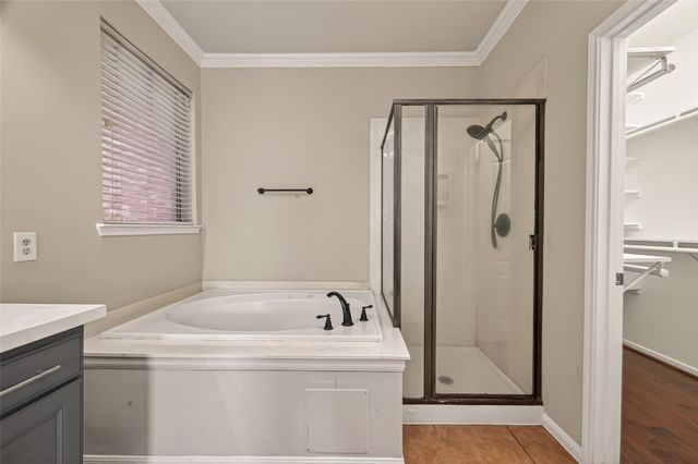 1822 Lansing Cove Drive, Fresno, TX 77545