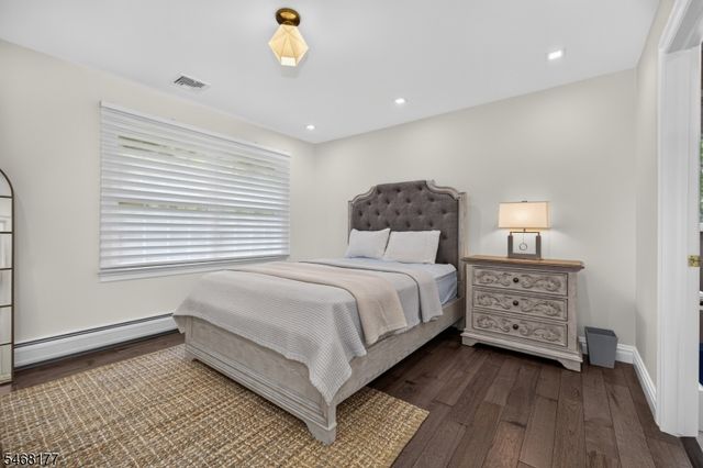 3 Recktenwald Ct, Old Tappan Boro, NJ 07675