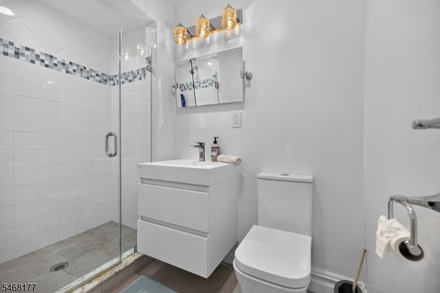 3 Recktenwald Ct, Old Tappan Boro, NJ 07675