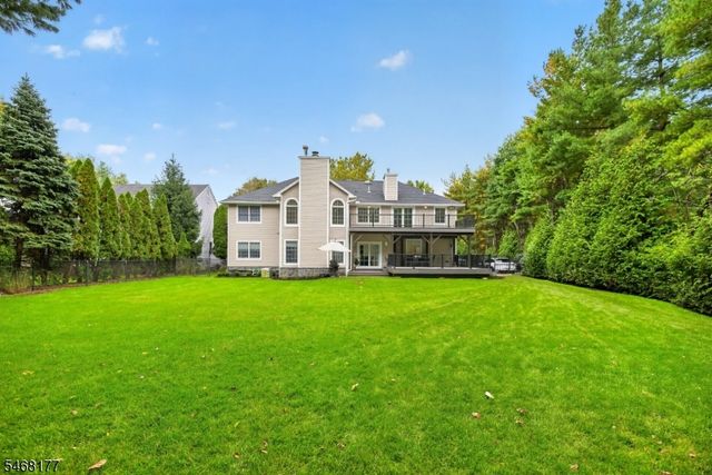3 Recktenwald Ct, Old Tappan Boro, NJ 07675