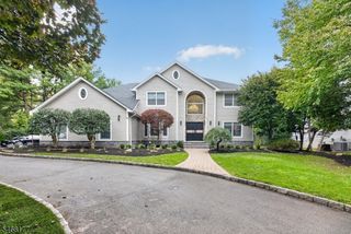 3 Recktenwald Ct, Old Tappan Boro, NJ 07675