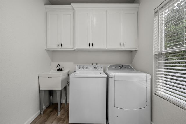 842 White Oak Drive, Woodway, TX 76712