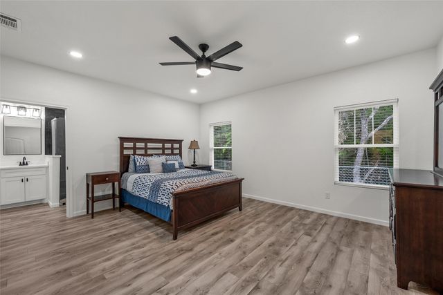 842 White Oak Drive, Woodway, TX 76712