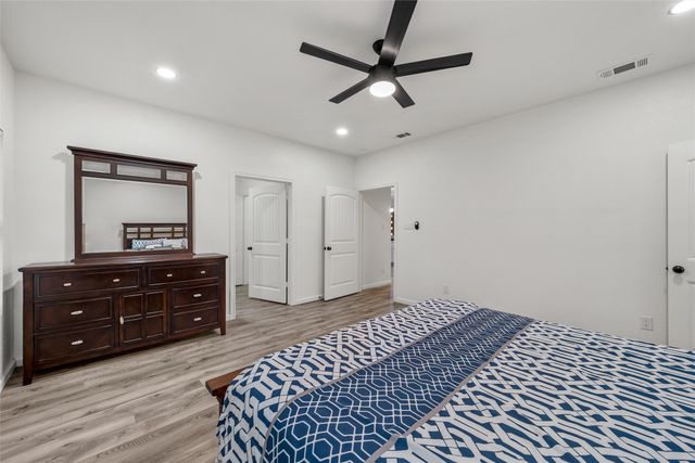 842 White Oak Drive, Woodway, TX 76712