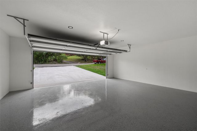 842 White Oak Drive, Woodway, TX 76712