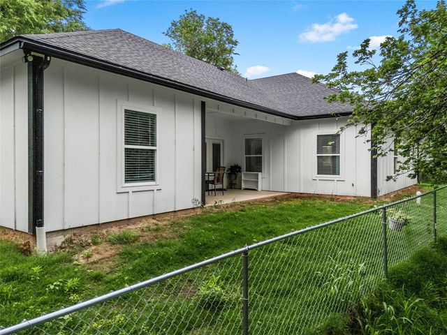 842 White Oak Drive, Woodway, TX 76712