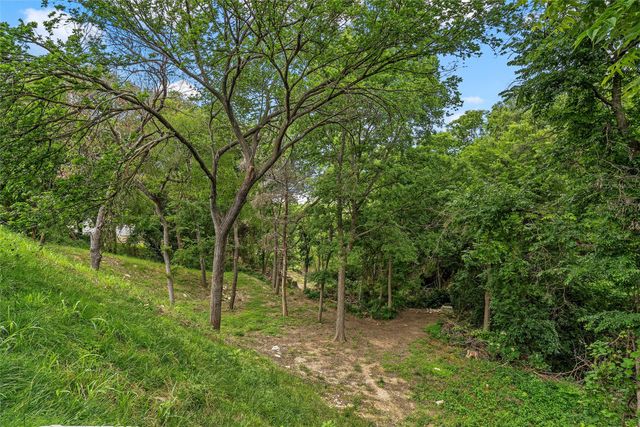 842 White Oak Drive, Woodway, TX 76712