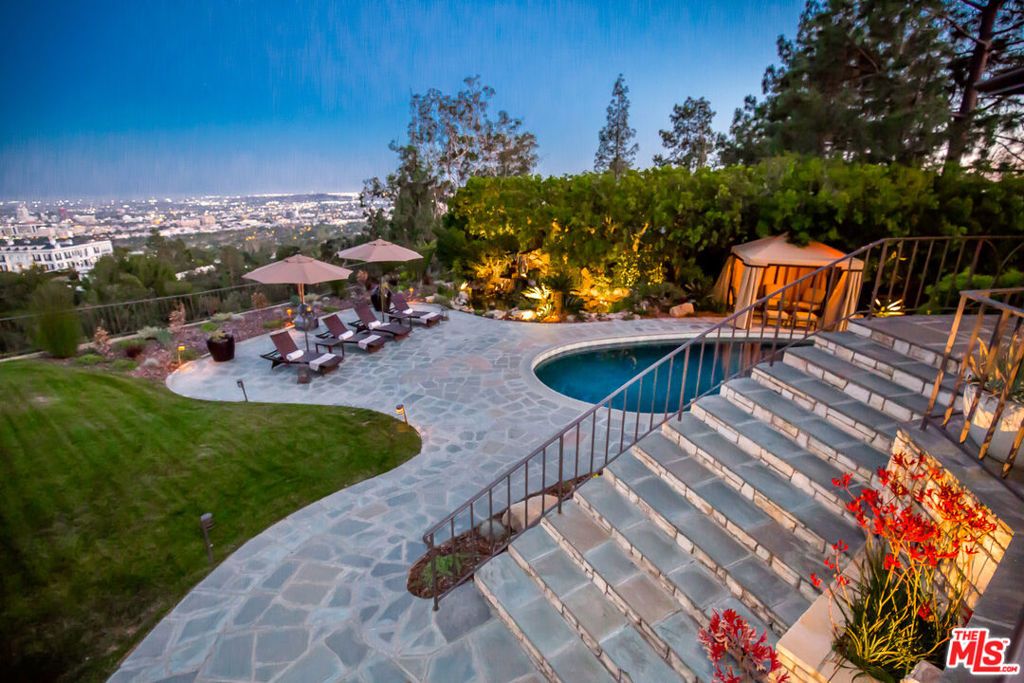Image 35 of property listing at 1131 Miradero Road, Beverly Hills, CA 90210