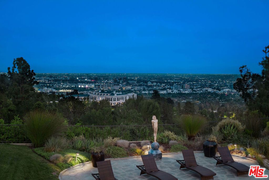 Image 41 of property listing at 1131 Miradero Road, Beverly Hills, CA 90210