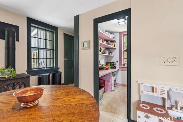31 Canterbury Road, Brooklyn, CT 06234