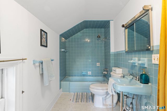 31 Canterbury Road, Brooklyn, CT 06234