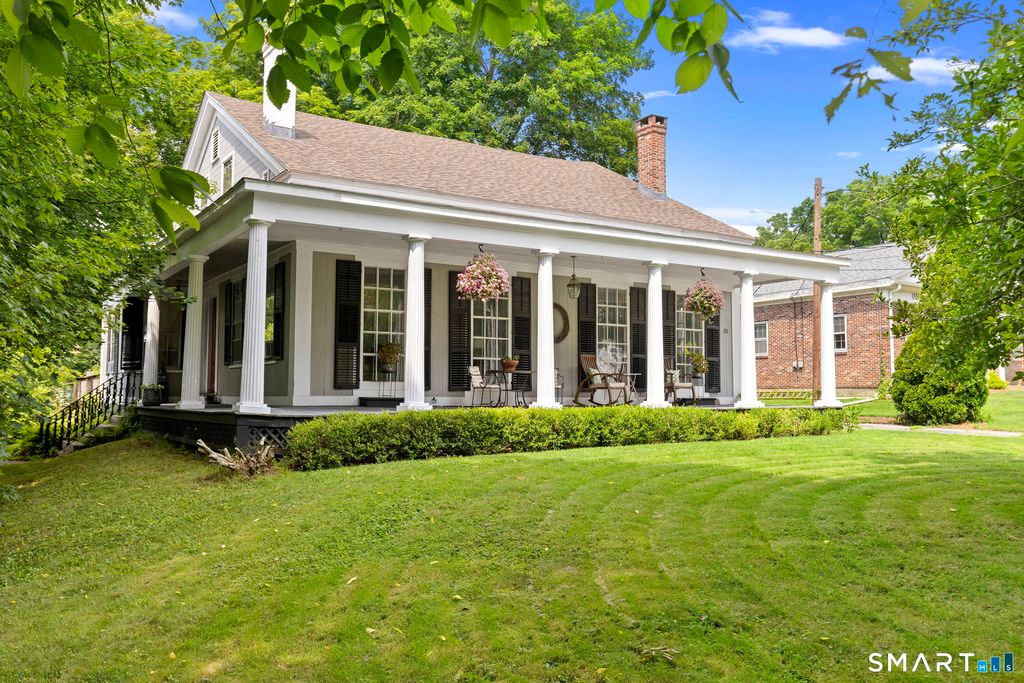 31 Canterbury Road, Brooklyn, CT 06234