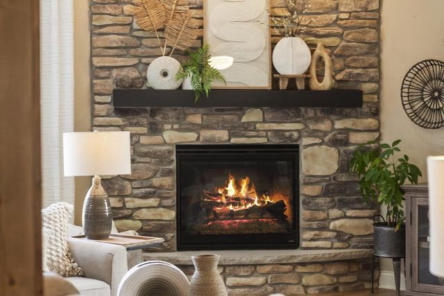 739 Stepping Stone WAY, Pewaukee, WI 53072